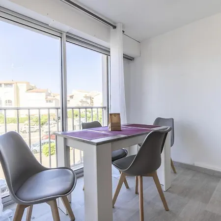 Apartment Studio A Proximite Des Commerces Et Activites - Studio 4 Personnes - Budg 954